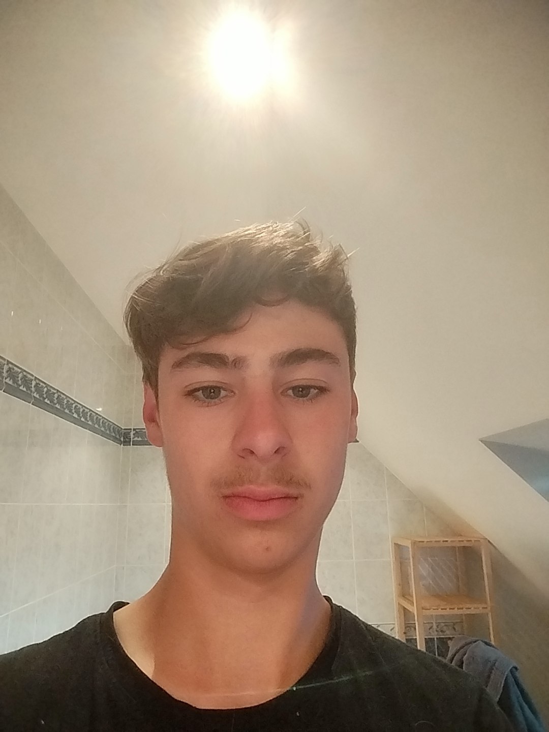 Profil de Housseine, 21 ans, Rencontre Mature à Acme