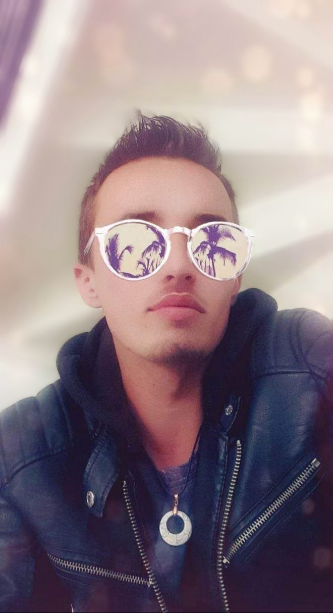 Profil de Navy, 28 ans, Rencontre Mature à Drumheller