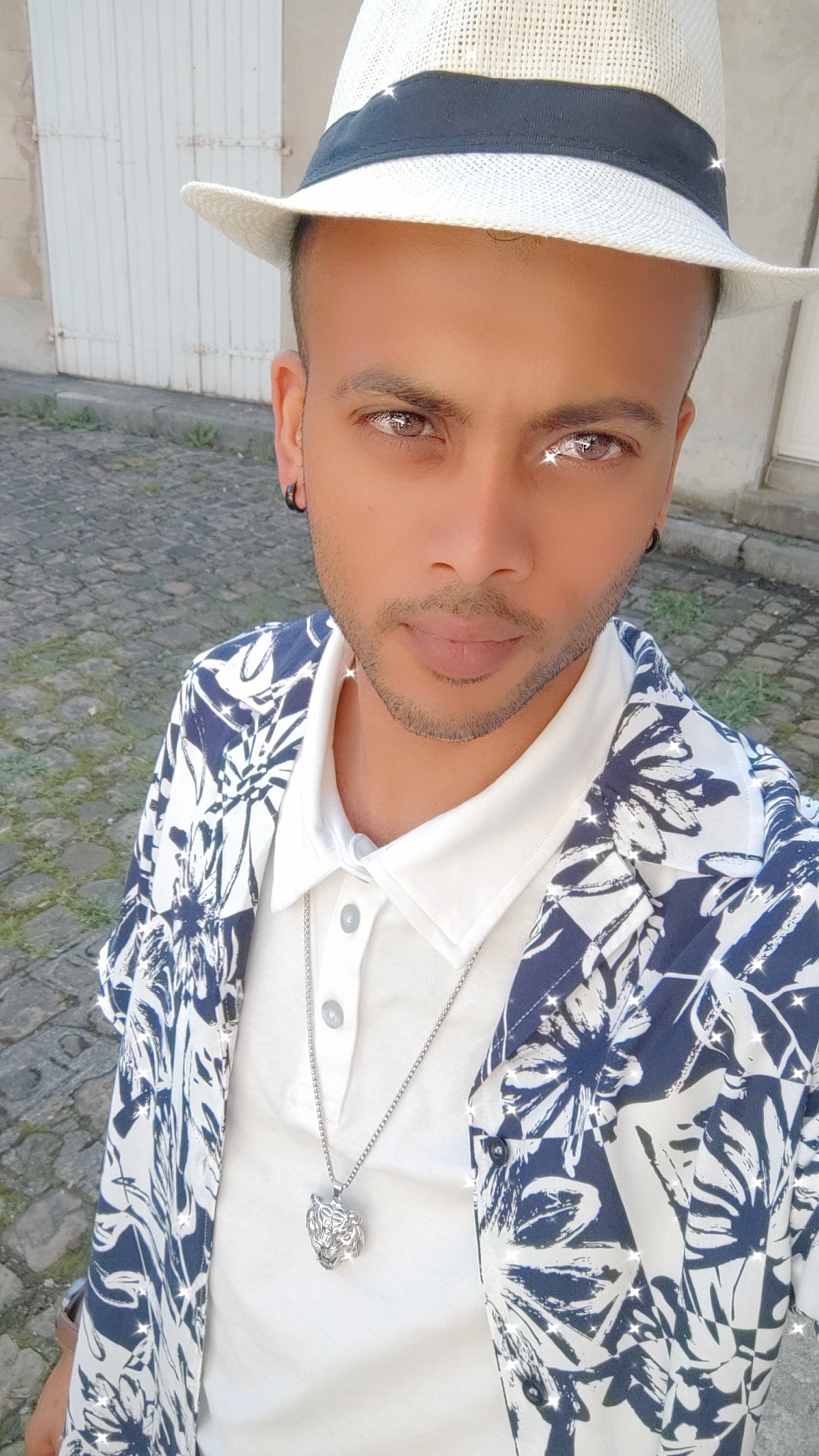 Profil de Florimont, 29 ans, Rencontre Mature à Darlington