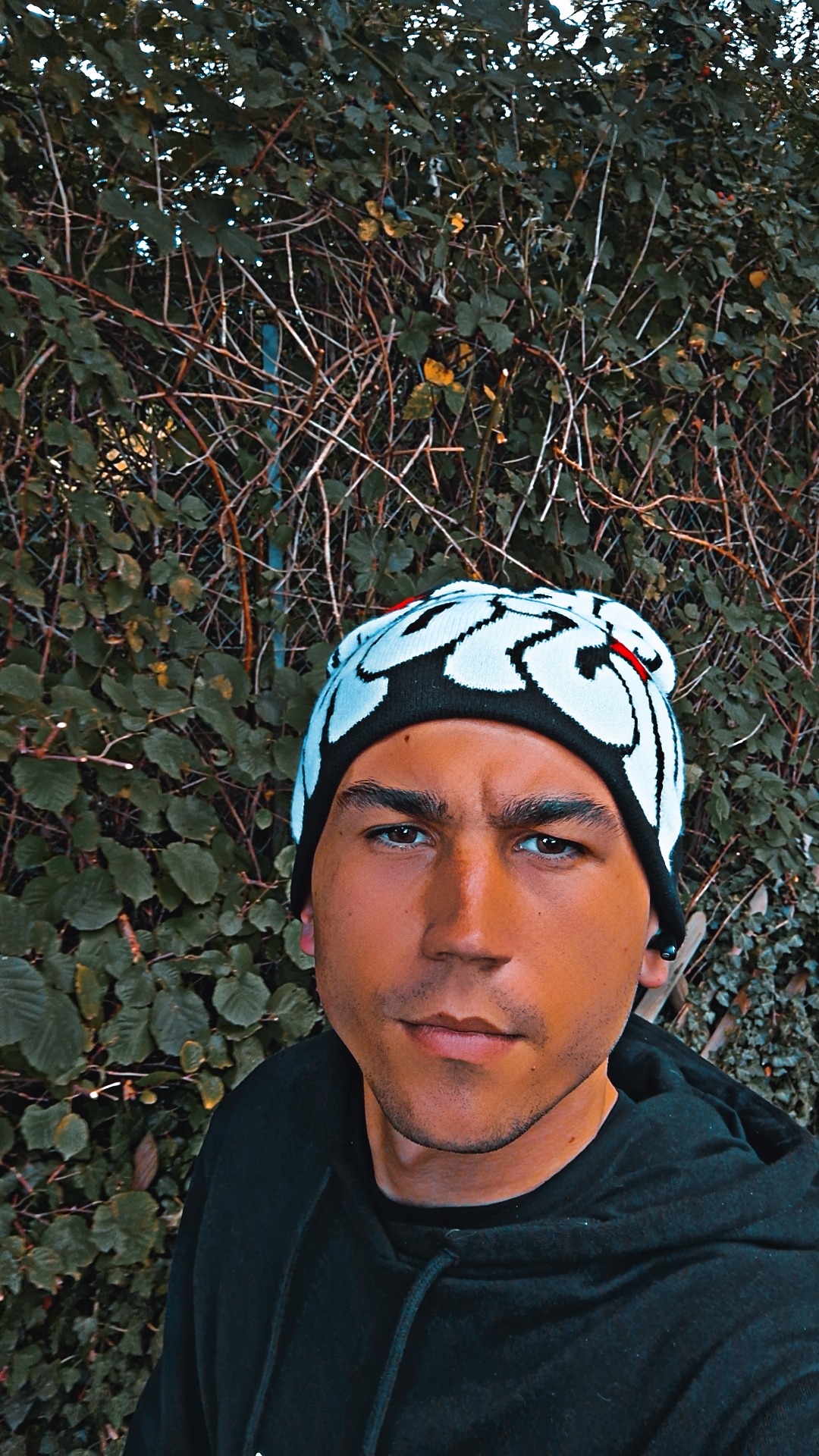 Profil de Abderrazak, 19 ans, Rencontre Mature à Provost