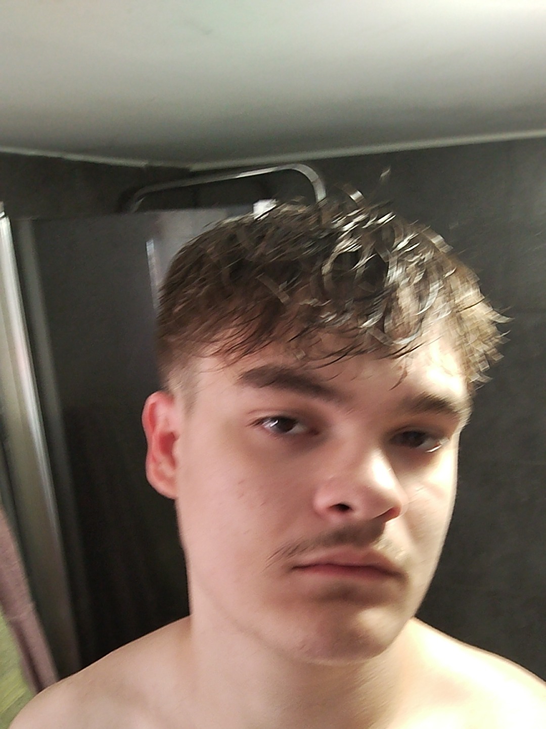 Profil de Wafi, 18 ans, Rencontre Mature à Abernethy