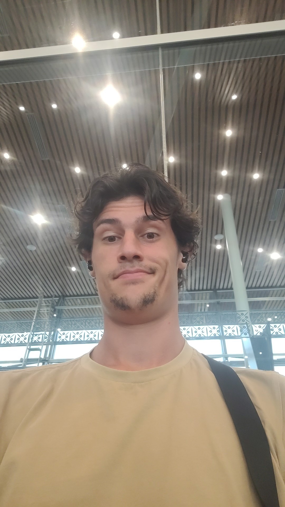 Profil de Romann, 22 ans, Rencontre Mature à Port au Choix