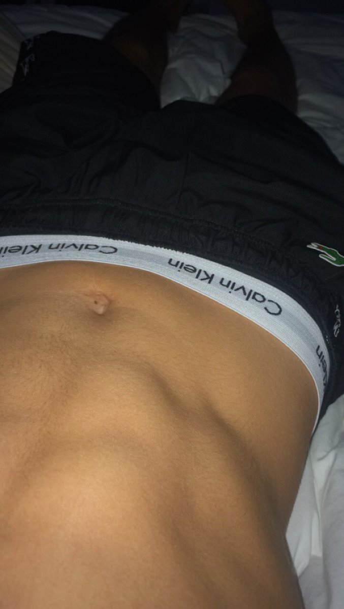 Profil de Joanni, 22 ans, Rencontre Mature à Sainte-Cécile-de-Whitton