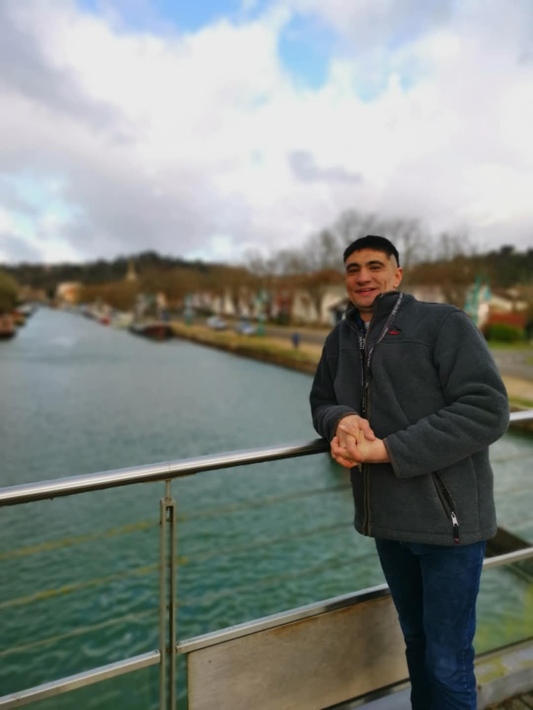 Profil de Edson, 35 ans, Rencontre Mature à Cumberland