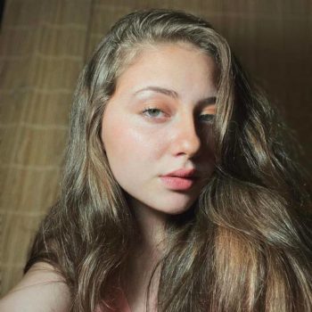 Profil de Meyriam, 24 ans, Rencontre Mature à Sainte-Sophie