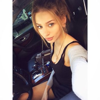 Profil de Charlesia, 26 ans, Rencontre Mature à Saint-Georges-de-Clarenceville