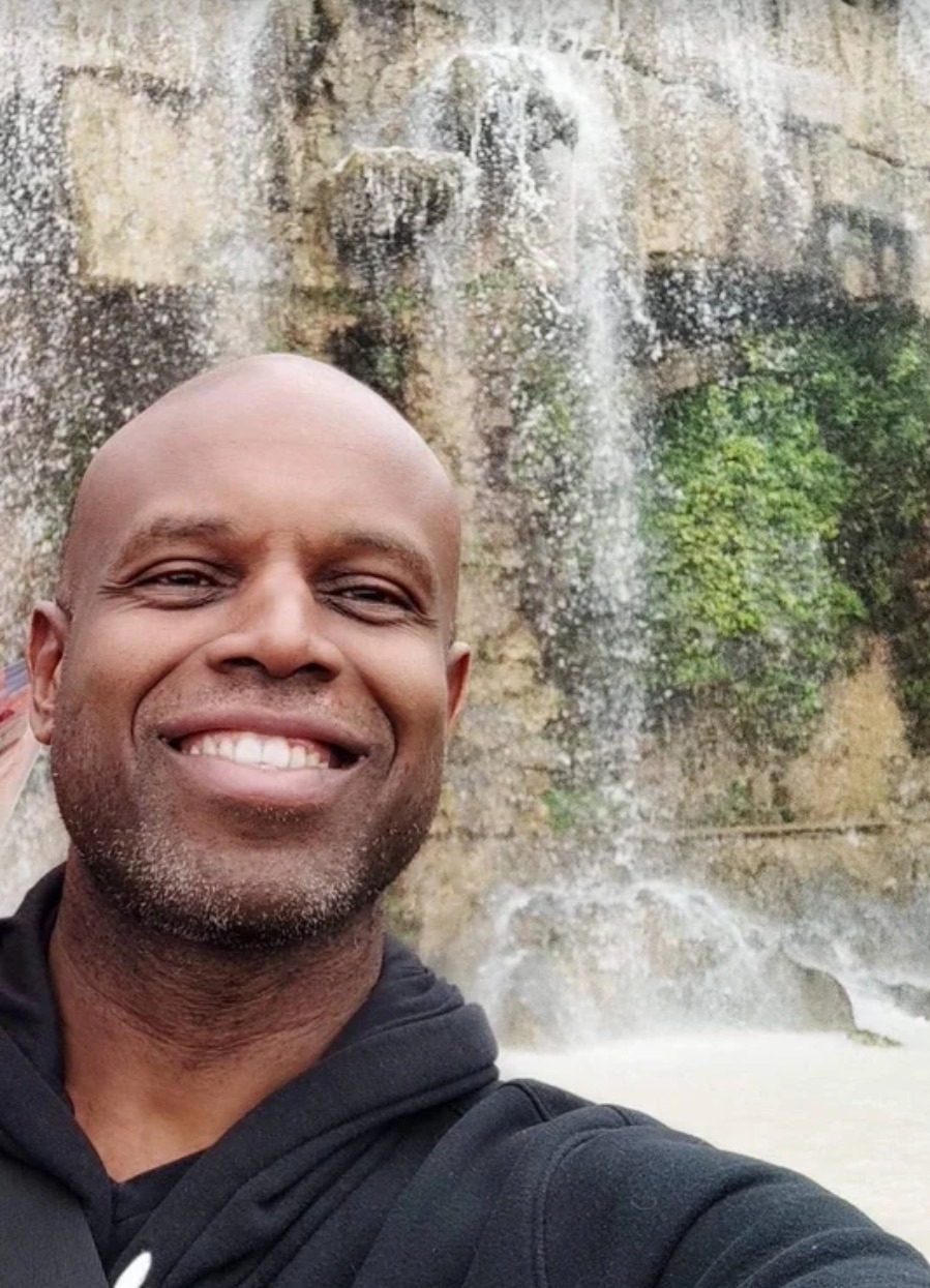 Profil de Mete, 46 ans, Rencontre Mature à Stratford