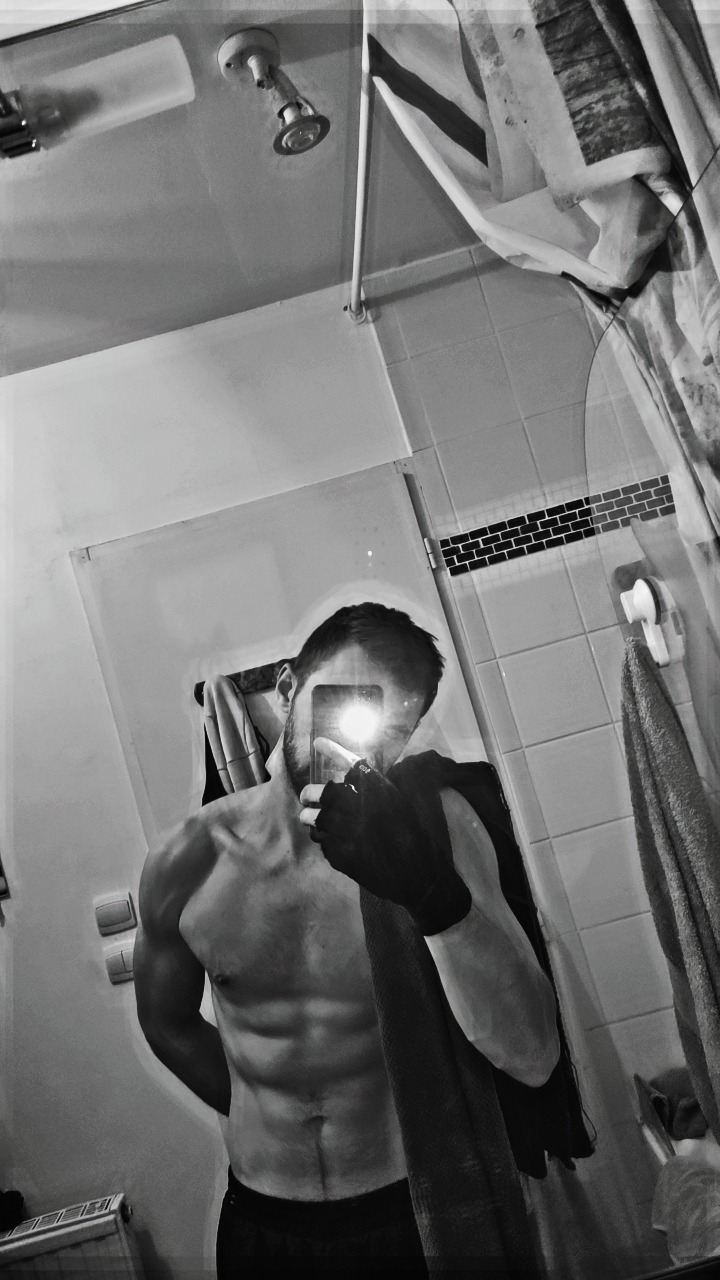 Profil de Novica, 28 ans, Rencontre Mature à West Vancouver