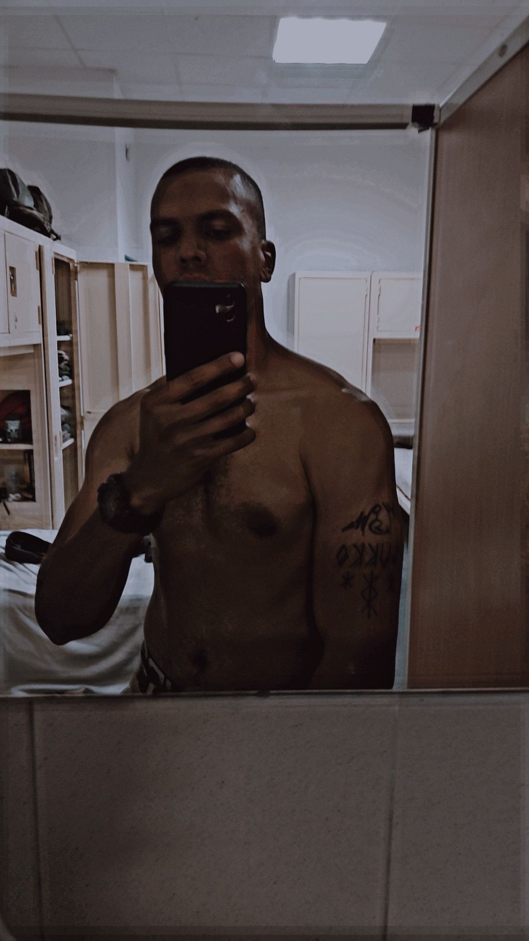 Profil de Helmi, 20 ans, Rencontre Mature à Irricana