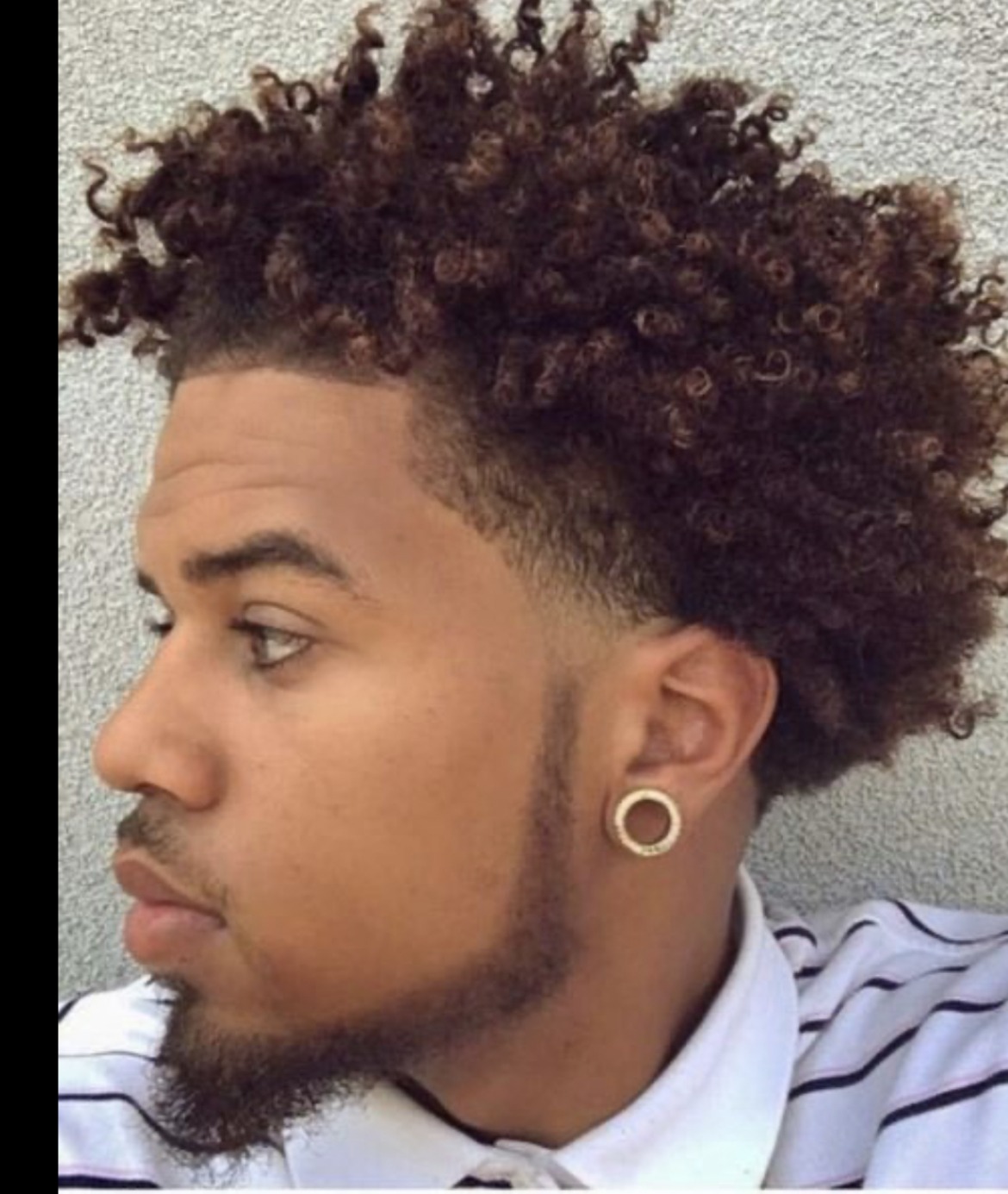 Profil de Maamar, 24 ans, Rencontre Mature à Saint-Joseph-de-la-Pointe-de-Lévy