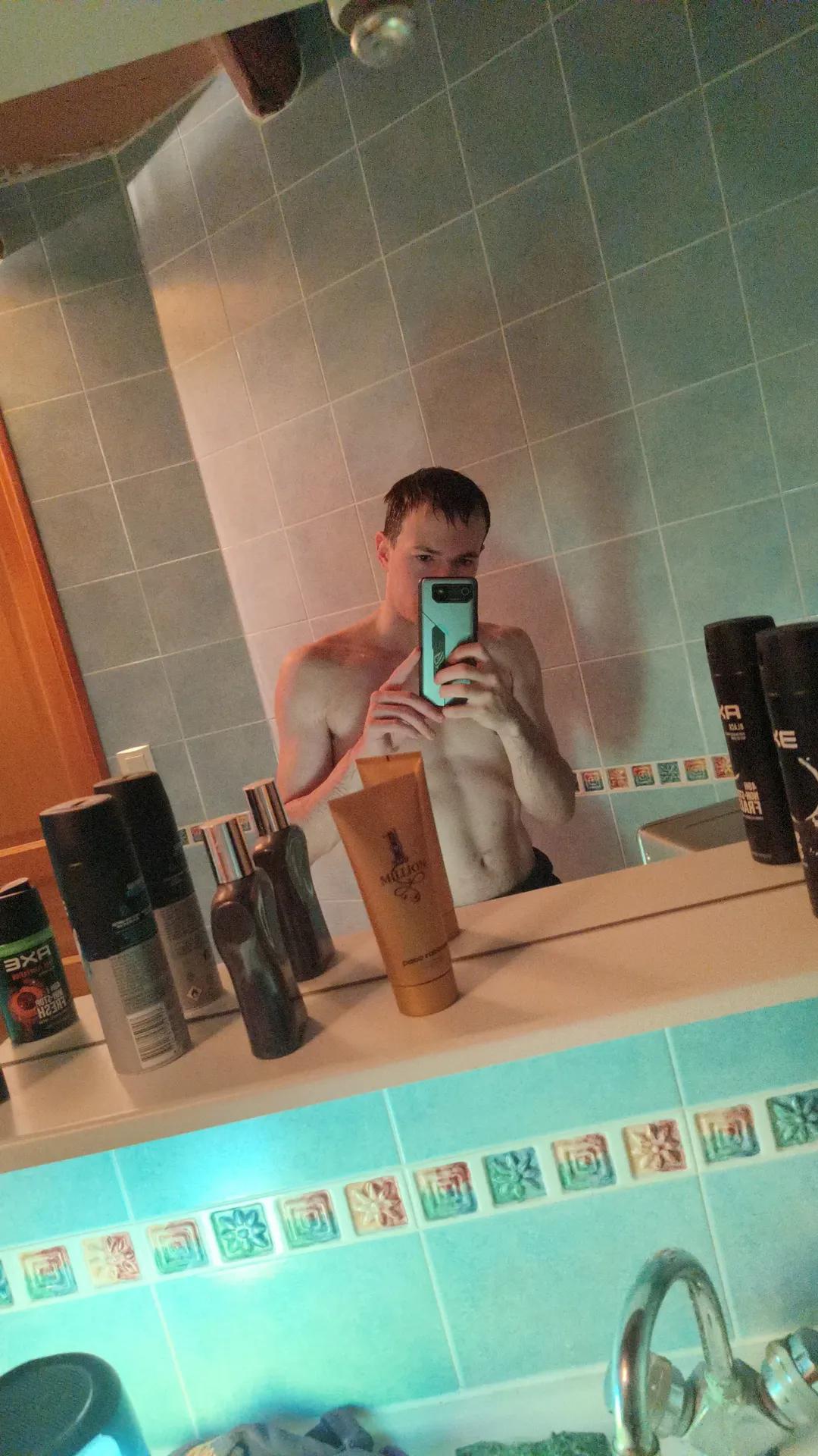 Profil de Nayl, 24 ans, Rencontre Mature à Renews-Cappahayden