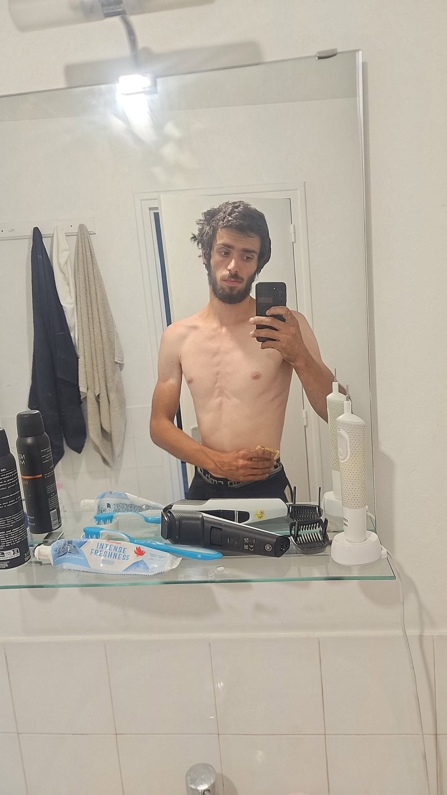 Profil de Dyan, 18 ans, Rencontre Mature à Hinton