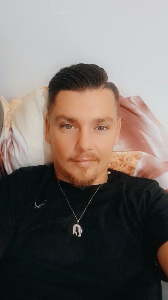 Profil de Kristofer, 33 ans, Rencontre Mature à Truro
