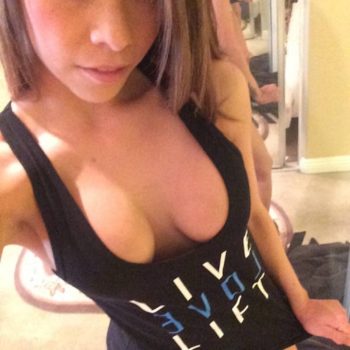 Profil de Raphaella, 25 ans, Rencontre Mature à Saint-Julien